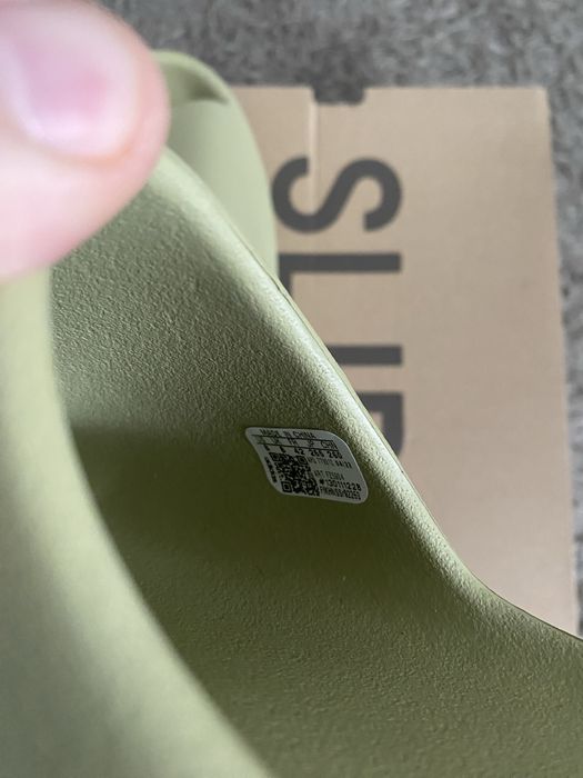 Adidias Yeezy Slide Resin