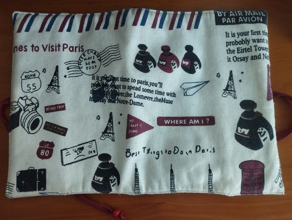 Capa para livro PARIS