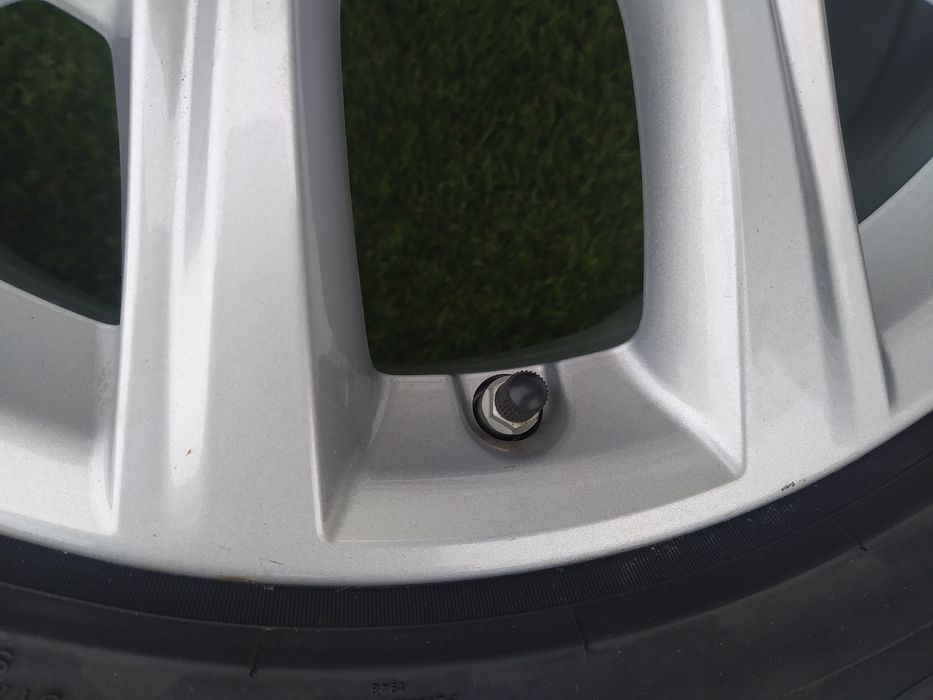 Felgi koła BMW X 1 F 48  205/60 R17 zima