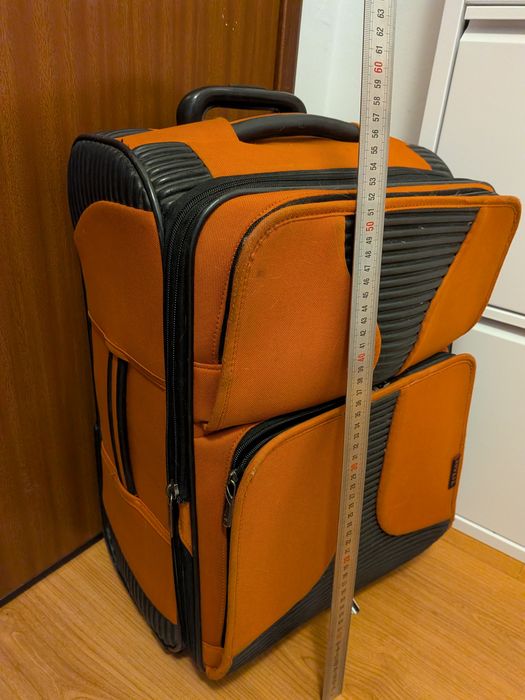 Suitcase middle size