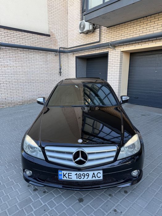 Mercedes-Benz C300 2008