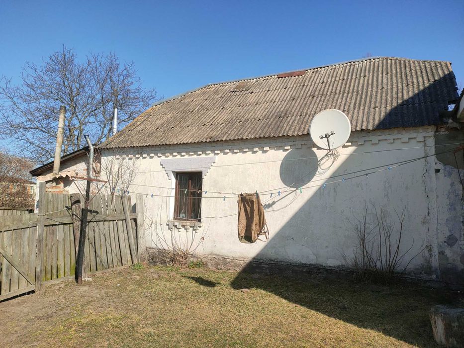 Продаж ділянки 61 сотка у самому центрі села Бабинці  з комунікаціями