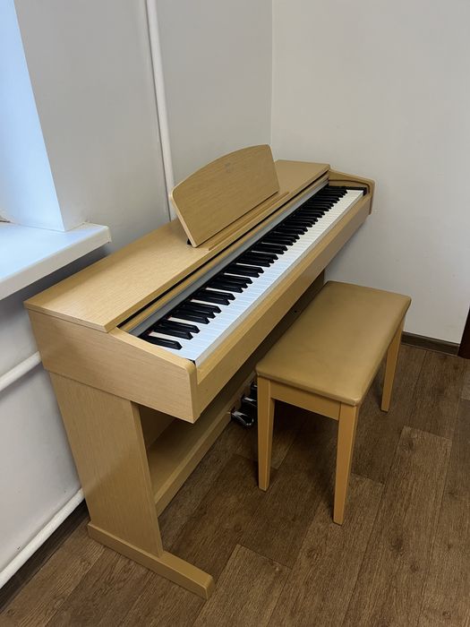 Фортепиано Yamaha Arius 140