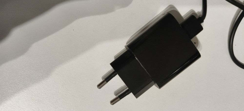 Adaptador Xiaomi para TVS não Smart com comando e fonte