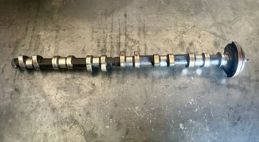 Walek rozrządu ssący M54B30 BMW