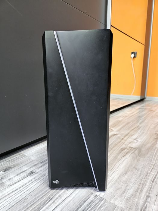 Komputer stacjonarny