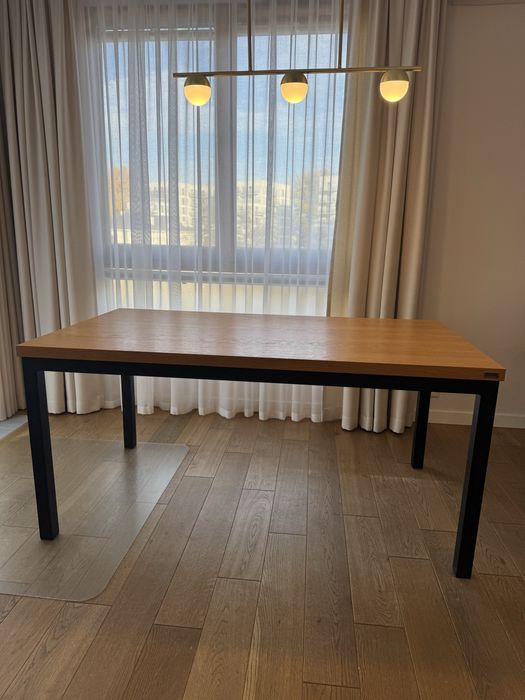 Hugle klasyczny industrialny stół drewniany Bergen