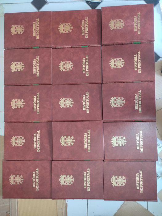 História de Portugal -Dirigido por João Medina - 15 Volumes
