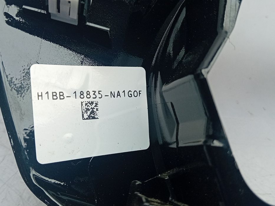 Moldura da consola central / rádio / aro FORD Fiesta VII (HJ, HF)