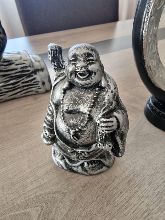 Figuras de decoração em barro pintado