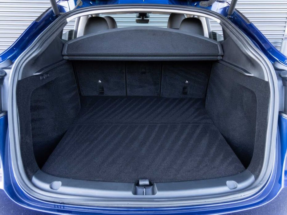 Tesla Model Y Performance      2023