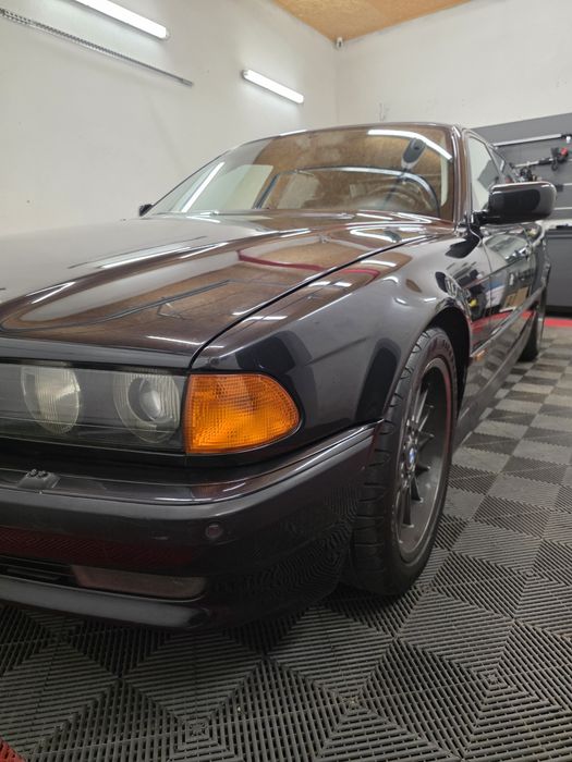 Sprzedam BMW E38 V12 5.4l 1996r