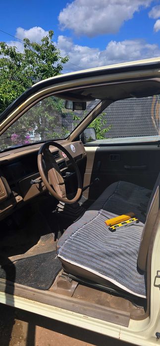 Nissan pickup 2.5