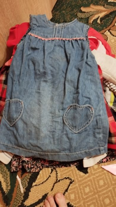 БЕЗКОШТОВНО речі на дівчинку