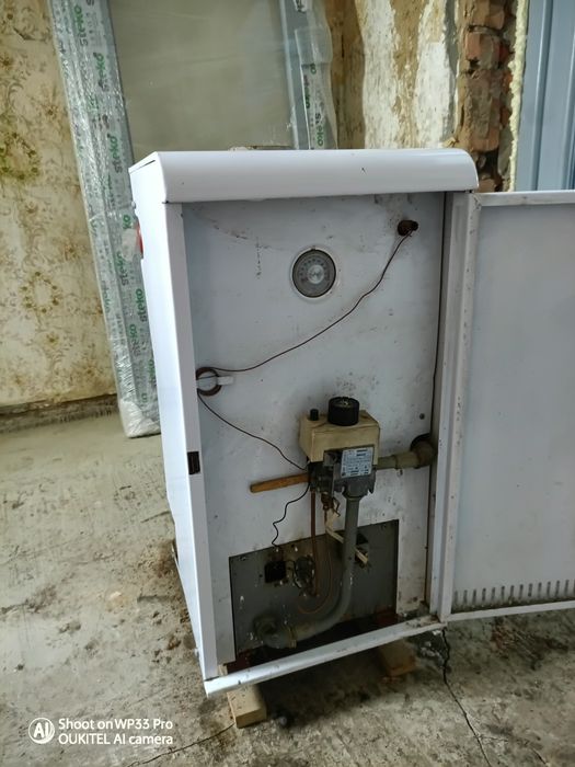 Продам котел газовий