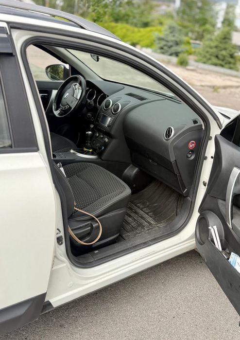 Продам Nissan Qashqai
