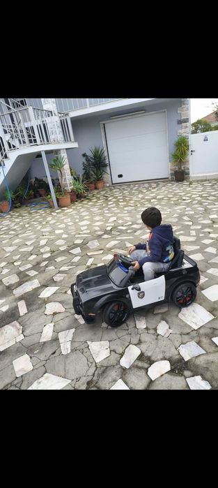 Carro de Polícia eléctrico Criança