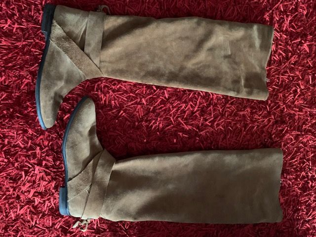 Botas64738564624643121