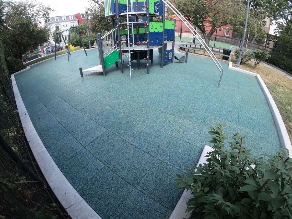 Резиновая плитка