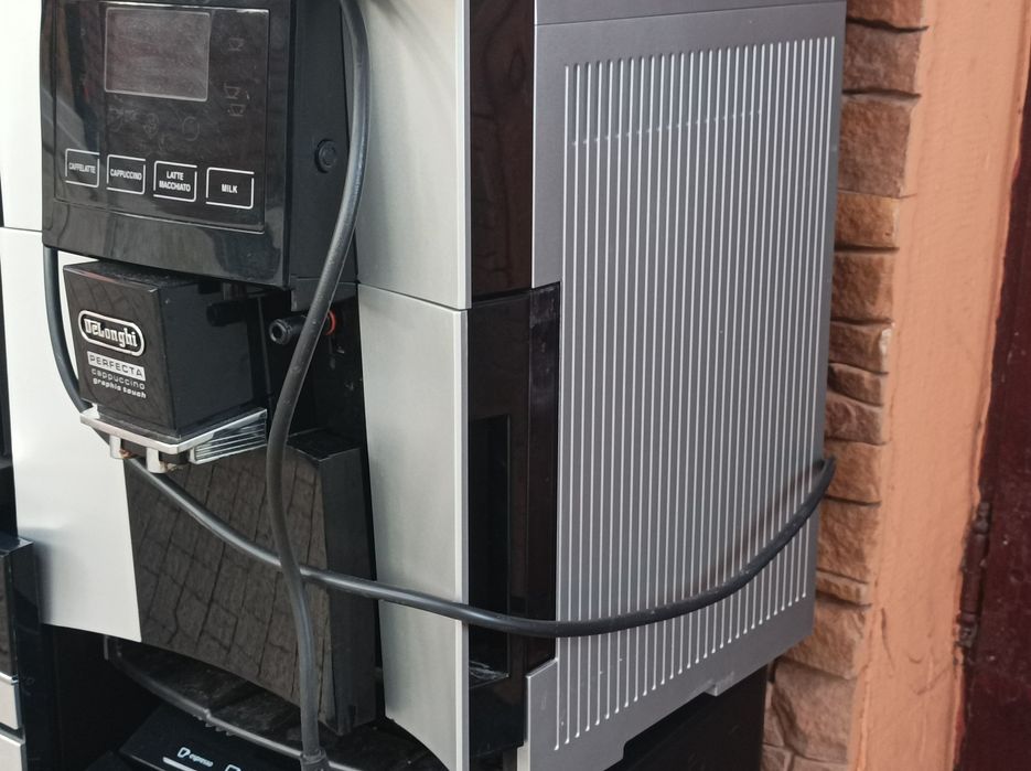 Kawiarka/ekspres/dawca- DeLonghi Perfecta. Tanio!