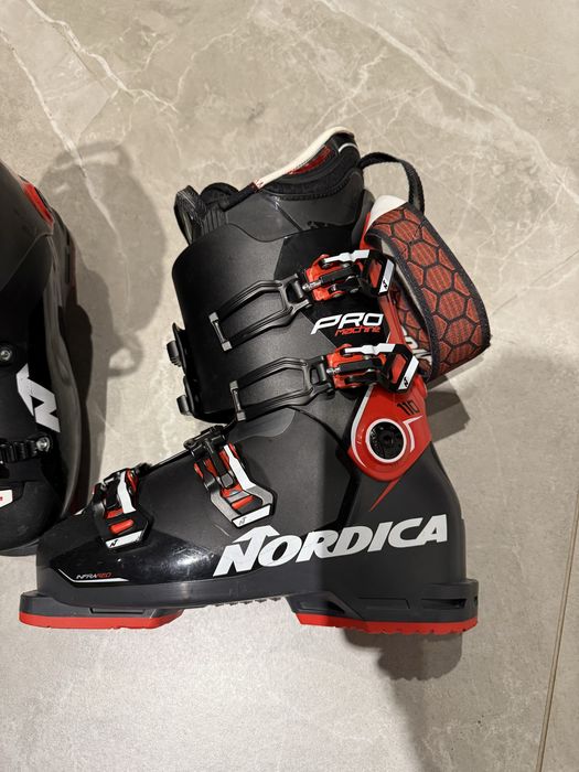 Buty narciarskie Nordica Pro Machine 110 rozmiar 27 cm