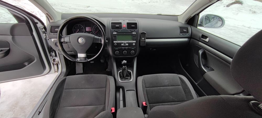 Volkswagen Golf V  2.0D 6-ст для ЗСУ