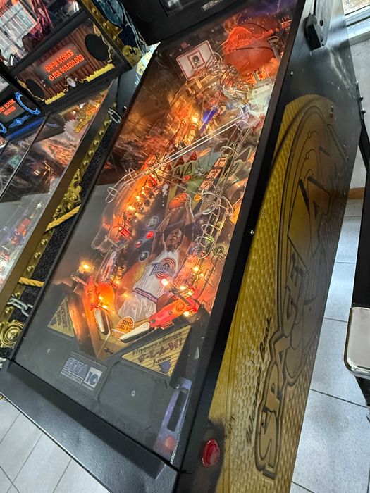 Flipper -  Pinball Space Jam – Sega Pinball (1996) | Michael Jordan