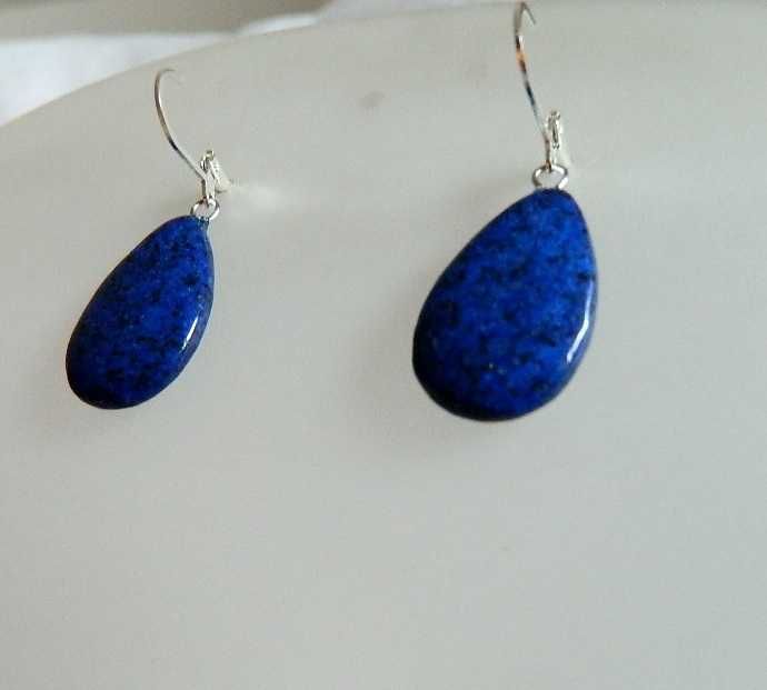 Niebieski lapis lazuli i srebro, kolczyki wiszące łezki