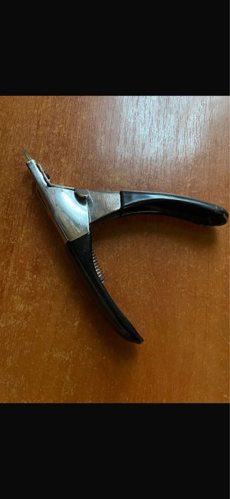 Когтерез для срезания когтей у собак и кошек