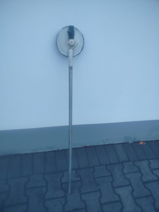 Regulator wody z rurka