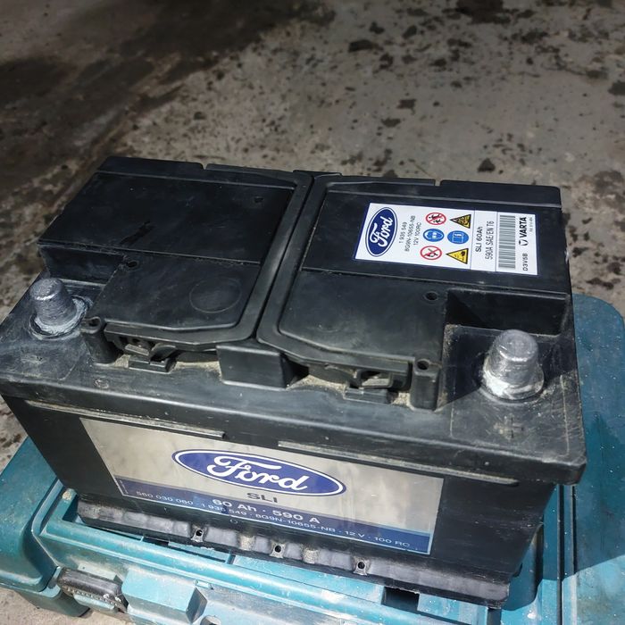 Akumulator Varta Ford 60Ah fajny stan