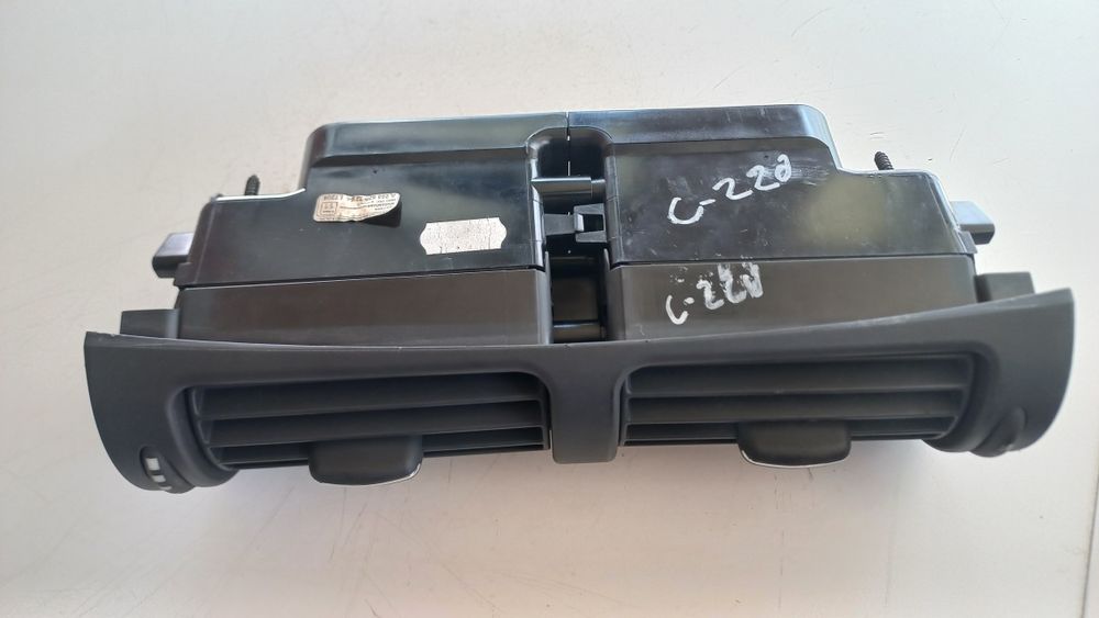 Grelha central de ventilação mercedes