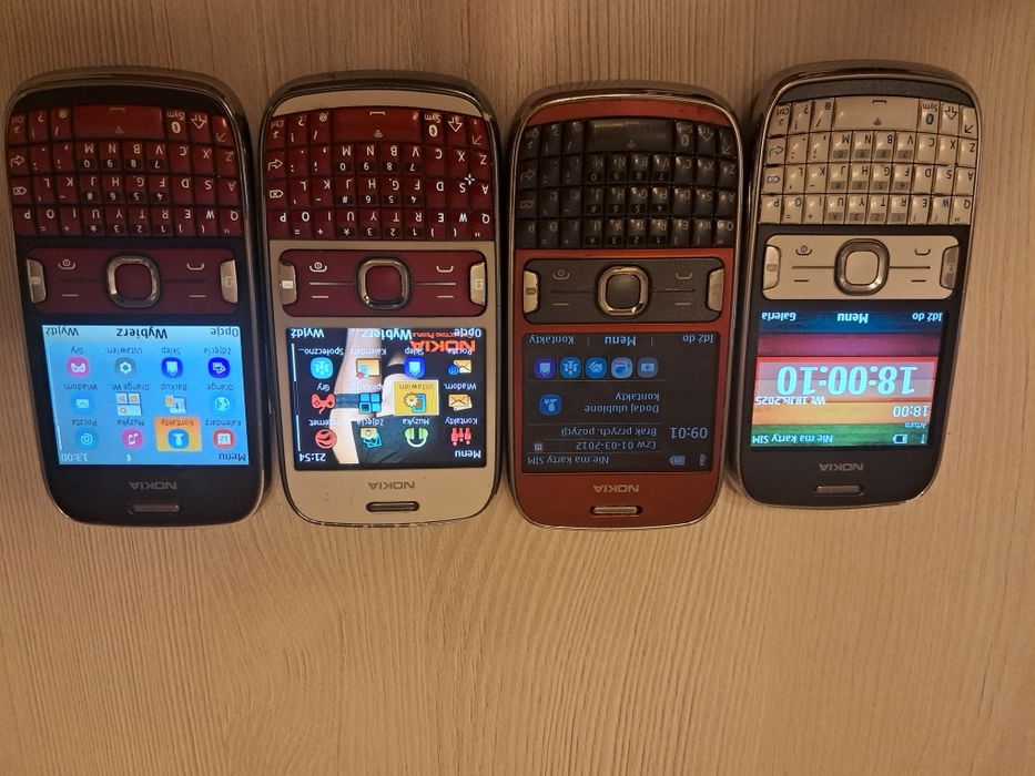 Nokia Asha 302    .
