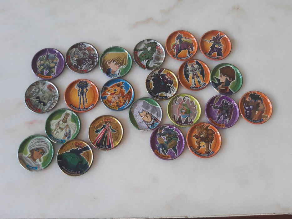 Conjunto 22 Tazos diferentes Yugi Oh