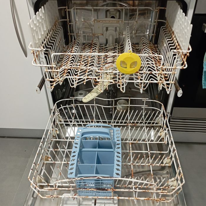 Máquina de Lavar Louça