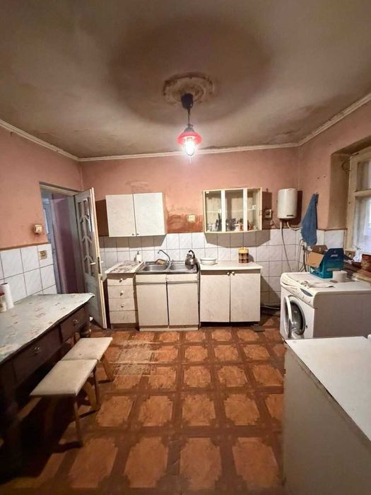 Продаж будинку у Кременці