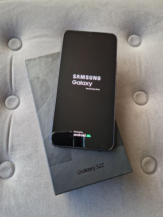 Samsung S22 128GB stan idealny, bez rys, phantom black