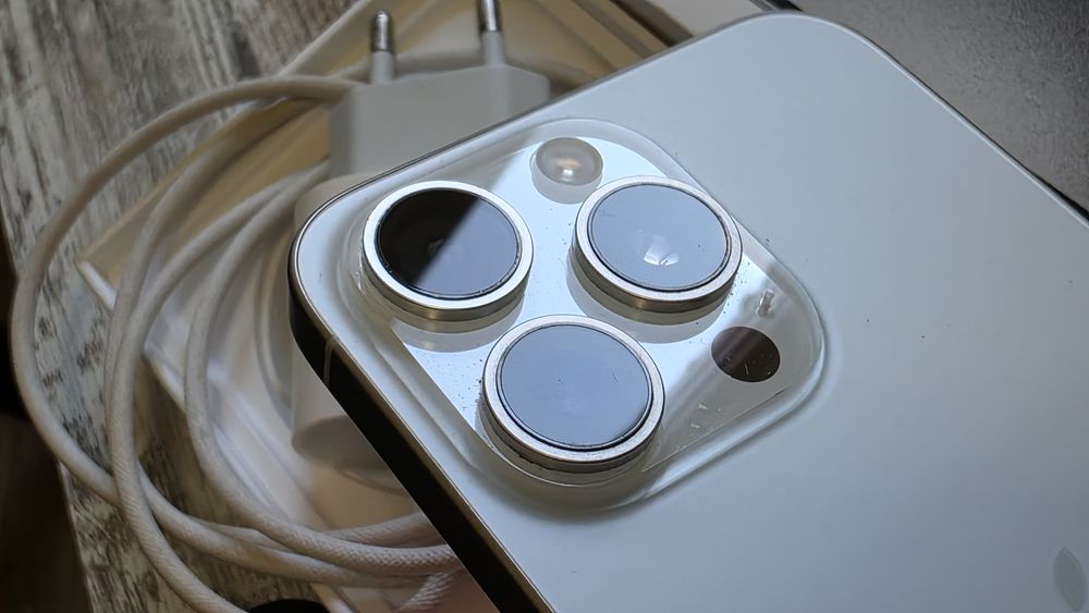 Iphone 15pro max 256Gb, White Titanium, Sim+Esim, 1рік, 91%, без втручань!