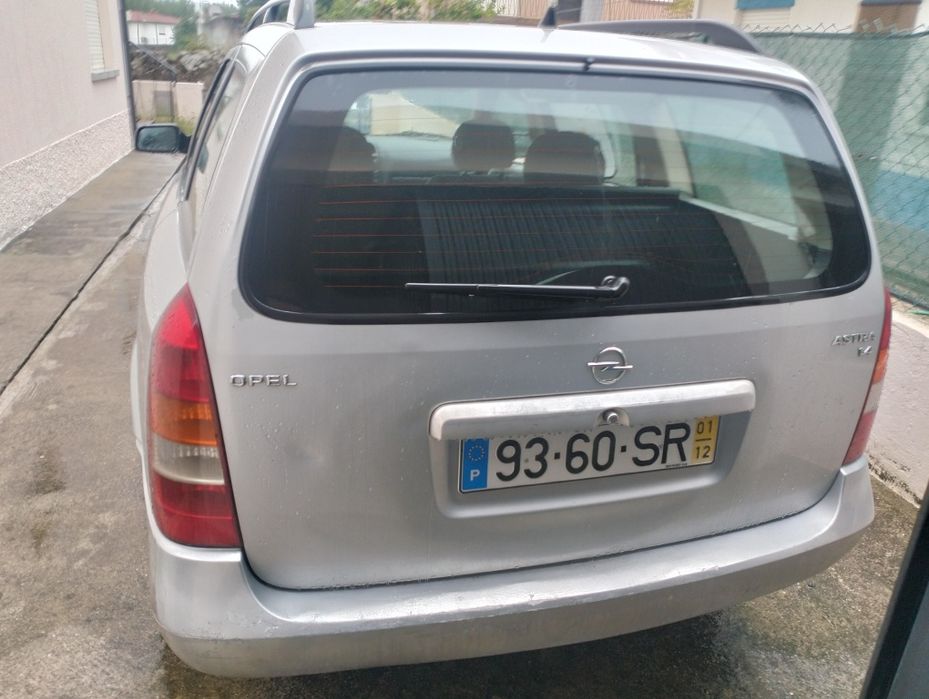 Opel Astra G 1.4 Club (2001) –Gasolina- Muita mecânica nova (Ideal p/ dia a dia)