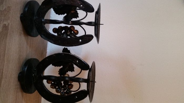 castiçais en ferro fojado tardiçao suiza cachos de uvas