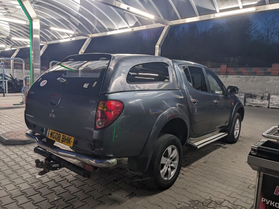 Міцубісі л200 пікап для зсу