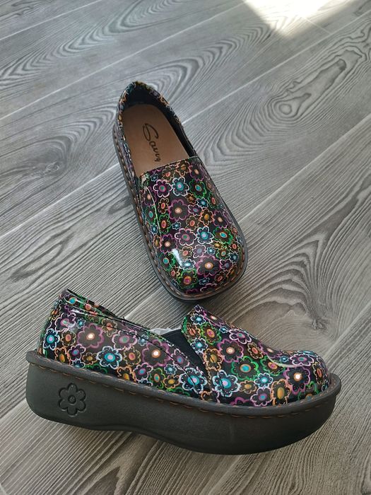 Туфли лакерованые savvy