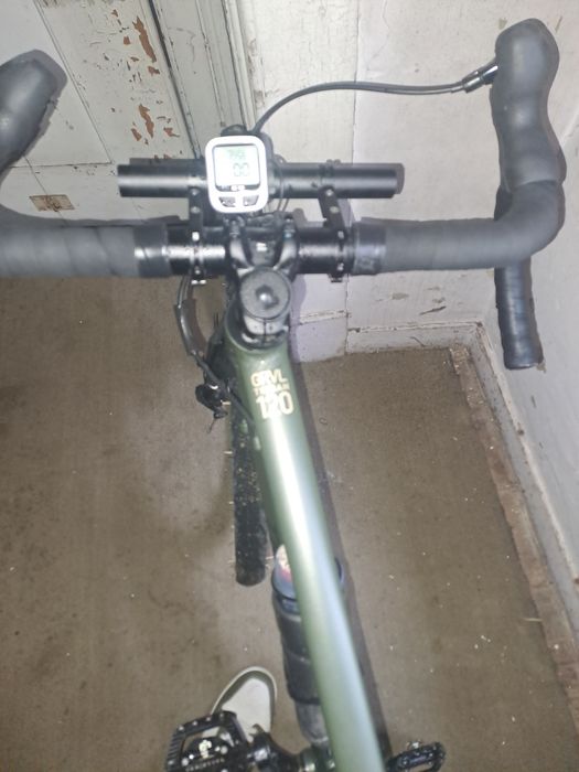 Bicicleta estrada gravel triban 120