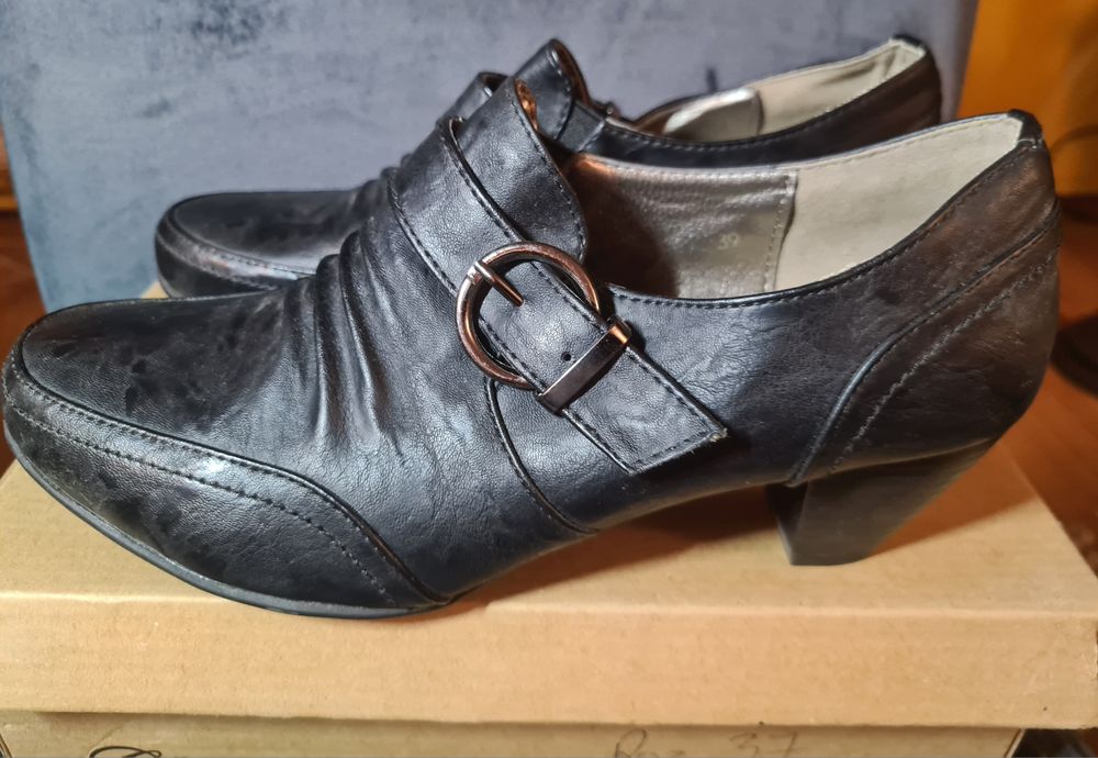 Nowe buty damskie roz.37 wkl.23.5