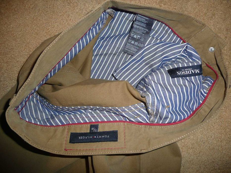Spodnie TOMMY HILFIGER W32/L30=42,5/106cm chinosy