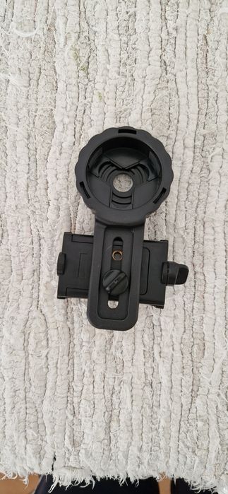 Suporte de telemóvel para telescópio
