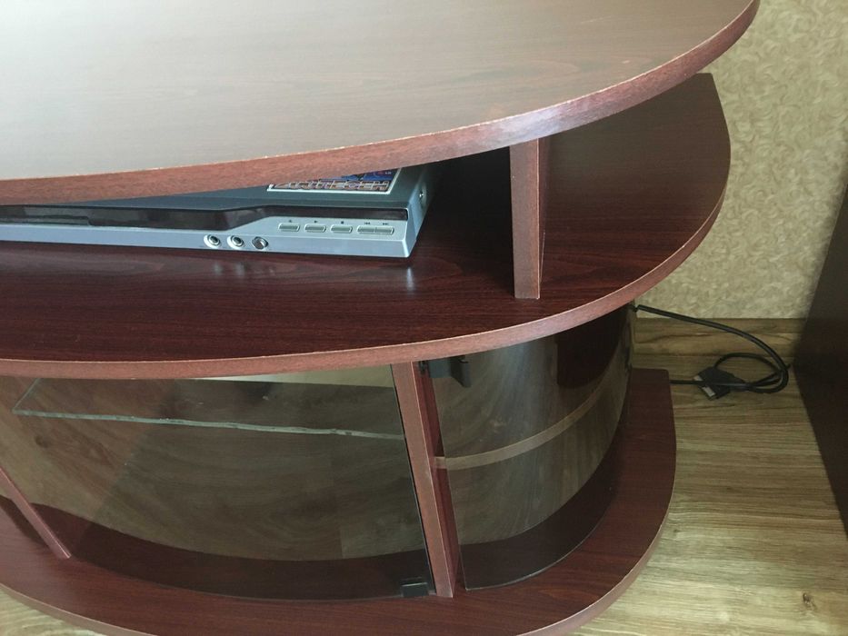 Журнальний столик