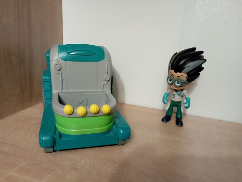 Pj masks авто професор