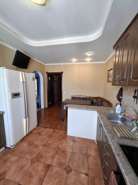 Оренда 3-кім. Драгоманова 1-б  метро Позняки  Дарницький район