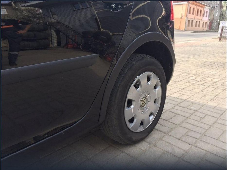 Volkswagen Golf 5 2003-2009 рр. Накладки на арки (4 шт, чорний мат)